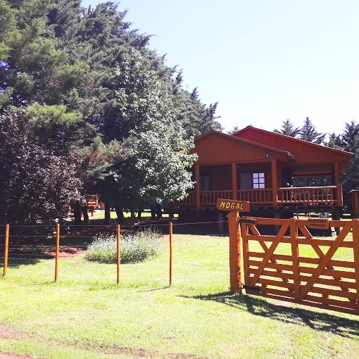 Complejo Los Troncos — 12 cabañas con piscinas individuales — Santa Rosa de Calamuchita — Global Calamuchita